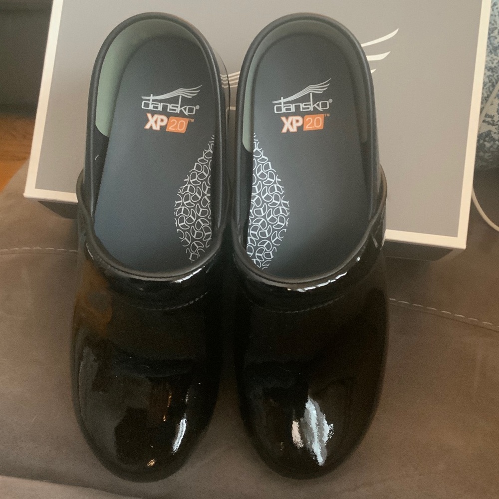 Dansko Kids Glossy Black Dress Shoes
